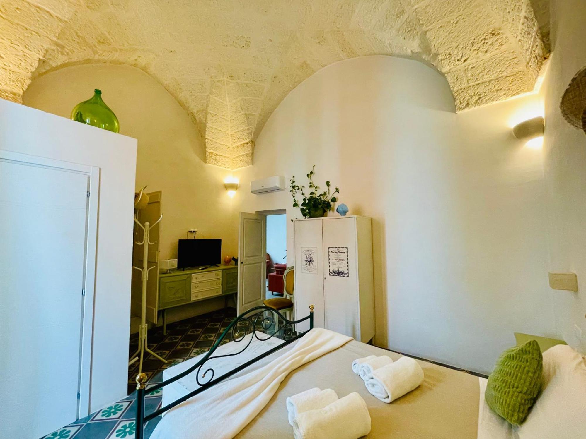 Al Palazzotto Apartment Фазано Екстериор снимка